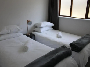Castleton Unit 19B, Plettenberg bay