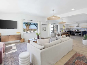 Carmella by Avantstay Modern Jtree Home w/ Large Outdoor Area!