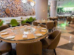 Al Khoory Sky Garden Hotel