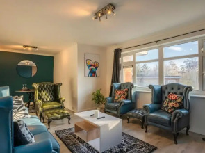 Stylish 2 Bedroom Apartment in Birmingham