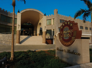 Seafos Luxury Resort & Spa
