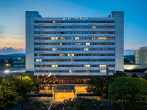 Crowne Plaza Knoxville Downtown University by IHG