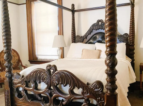 Galena Inn