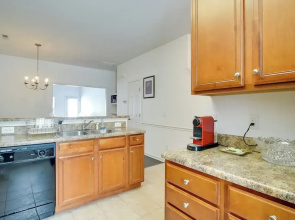Inviting High Point Townhome With Patio + Privacy!