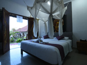The Tanis Beach Resort Nusa Lembongan
