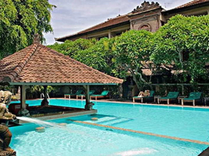 Hotel Puri Bambu