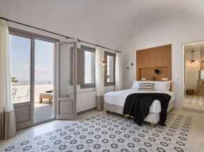 Deluxe Suite With Outdoor Hot Tub - La Torre