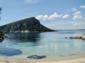 Baia de Bahas Residence