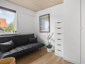 Renovated House Located on Skolebakken 60
