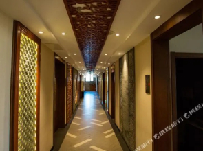 Runhua Business Hotel