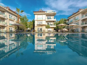 Belek deluxe suit