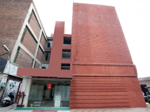 OYO 9323 Hotel Sidana Solitaires