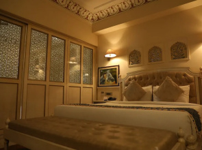 Laxmi Palace