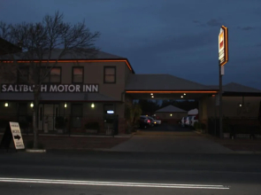 Saltbush Motor Inn