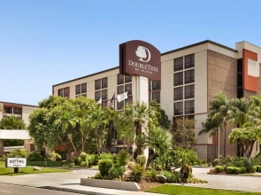 DoubleTree by Hilton Hotel San Bernardino