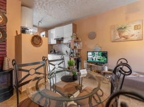 Awesome Home in Vrsi With 2 Bedrooms and Wifi