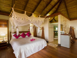 deVos - The Private Residence