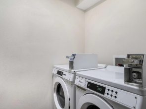 SureStay Hotel by Best Western Albuquerque Midtown