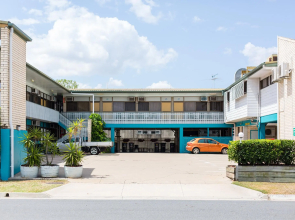 Tropical Gate Motor Inn