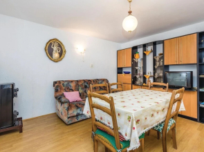 Stunning Apartment in Sveti Juraj With 1 Bedrooms and Wifi