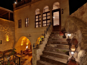 Elaa Cave Hotel