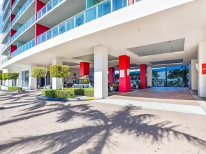 Modern Beachwalk Apt 805