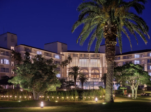 Shineville Luxury Resort