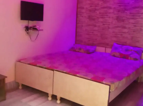 Kashistay Guest House
