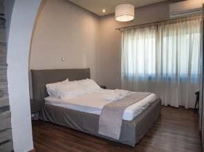 Sia s Retreat 2 in Nea Smirni
