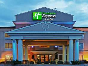 Holiday Inn Express & Suites Chickasha by IHG