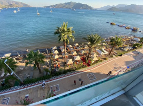 Reis Beach Hotel&Restaurant