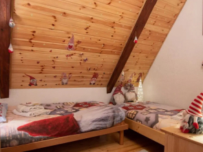 Casa Vacanza "Ai Piedi Del Bosco"