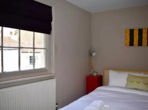 2 Bedroom Central Maisonette Apartment