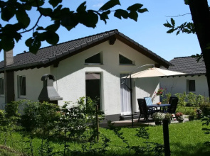 Tidy Holiday Home With Dishwasher, in a Green Area