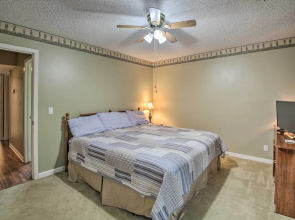 3 Mi to Golf: Hot Springs Village Retreat w/ Deck