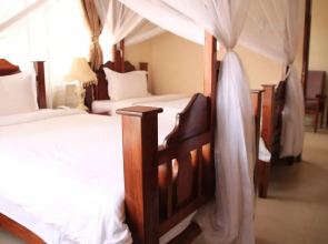 B and B Comfort Hotel