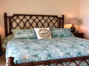 Oceanfront Whale Watching Sunsets Island Views on Big Lanai