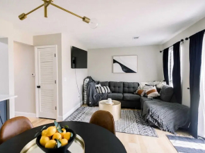 Suite Dreams Condo for 4