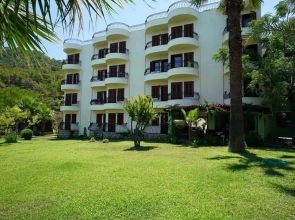 Kumlubuk Maris Hotel