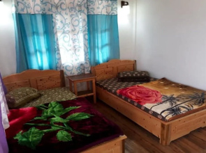 Goroomgo Lotus Born Homestay Darjeeling