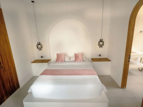 Samstiti Pool Suites Bingin Beach