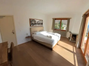 7 Rooms