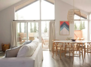 Hamilton I & II by Avantstay Modern 6 BDR w/ Spa & Rooftop Patio