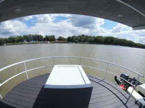 Lakóhajó, úszóház - Tisza-tó