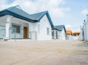 Mega Pavilion Suite and Apartment