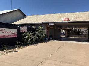 Major Mitchell Motel