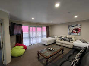 ASURE Albert Park Motor Lodge