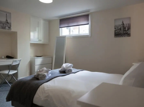 1 Willows Apartment