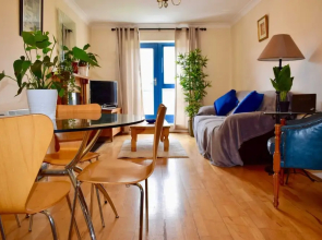 2 Bedroom Apartment Beside Merrion Square