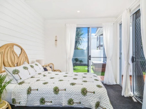 Salt Beach House 22